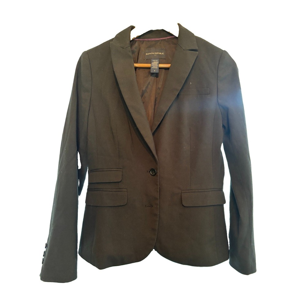 Banana Republic Women's Sz 4 Black Poly Blend Blazer Lined Three Button Jacket